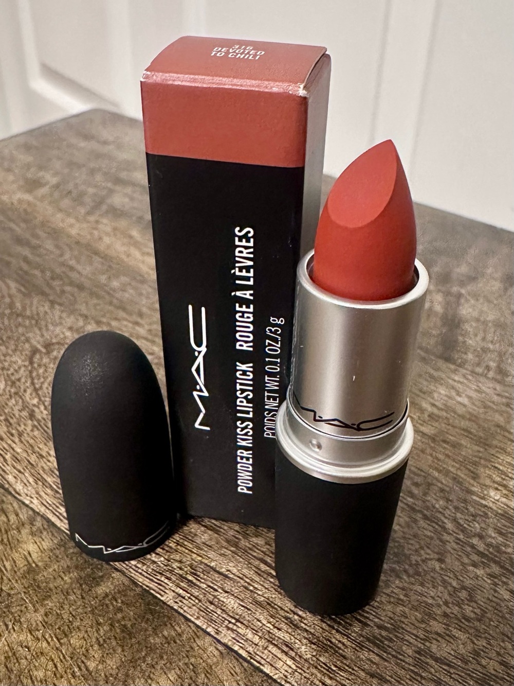 New Never Used MAC Powder Kiss Lipstick in Devoted To Chili 316